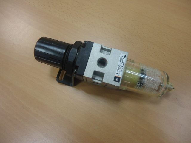 Regolatore aria con filtro  SMC   ( Used )
