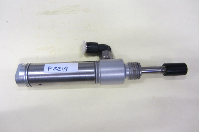 Cylinder single acting,reverse 1/2" bore ,1/2" st( Used )