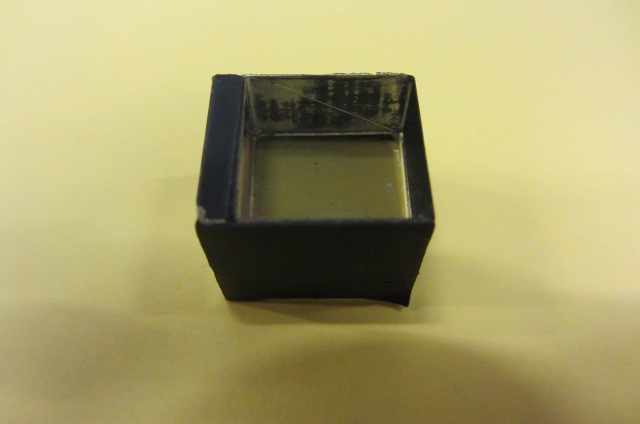Cube middle              ( Used )
