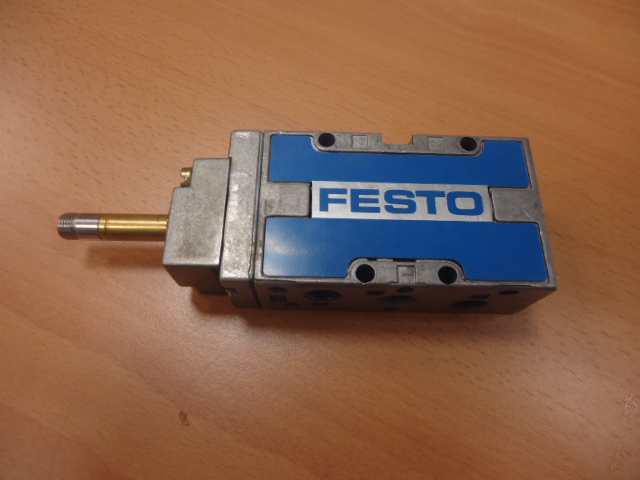 Solenoid valve   FESTO    ( Used )