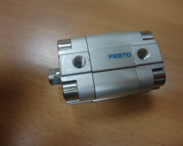 Air cylinder double acting  FESTO   ADVU-16-5-PA  ( Used )
