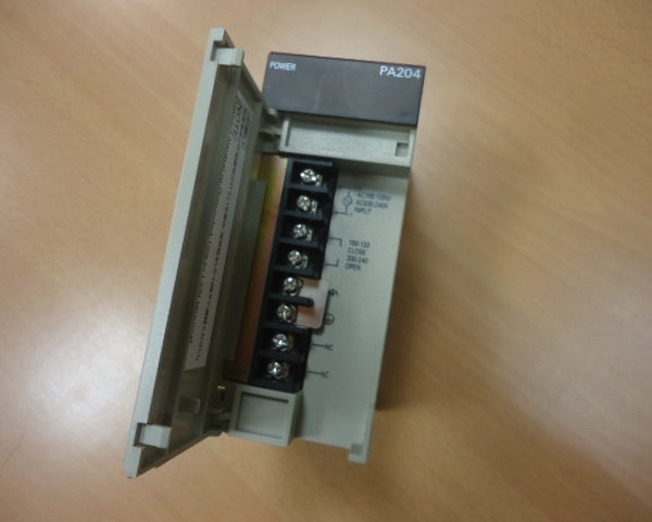 Power supply unit      OMRON       ( Used )